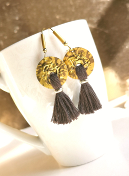 Statement Quasten Ohrringe