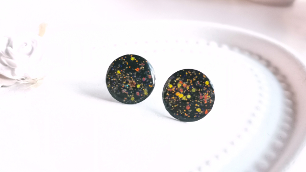 upcycling ohrstecker glitzer schwarz