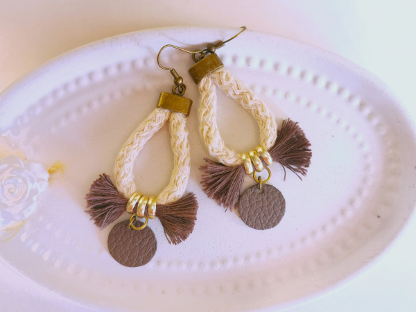 braune Baumwoll Quasten Tassel Ohrhänge